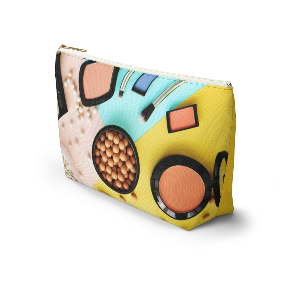 Beauty In the Eyes Accessory Pouch