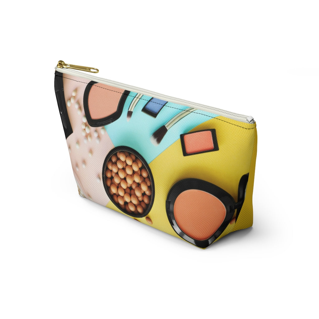 Beauty In the Eyes Accessory Pouch